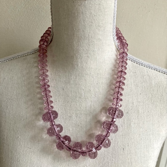 Lydell NYC Anthropology Chunky Faceted Lucite Graduated Bead Necklace Lavender - Picture 1 of 4